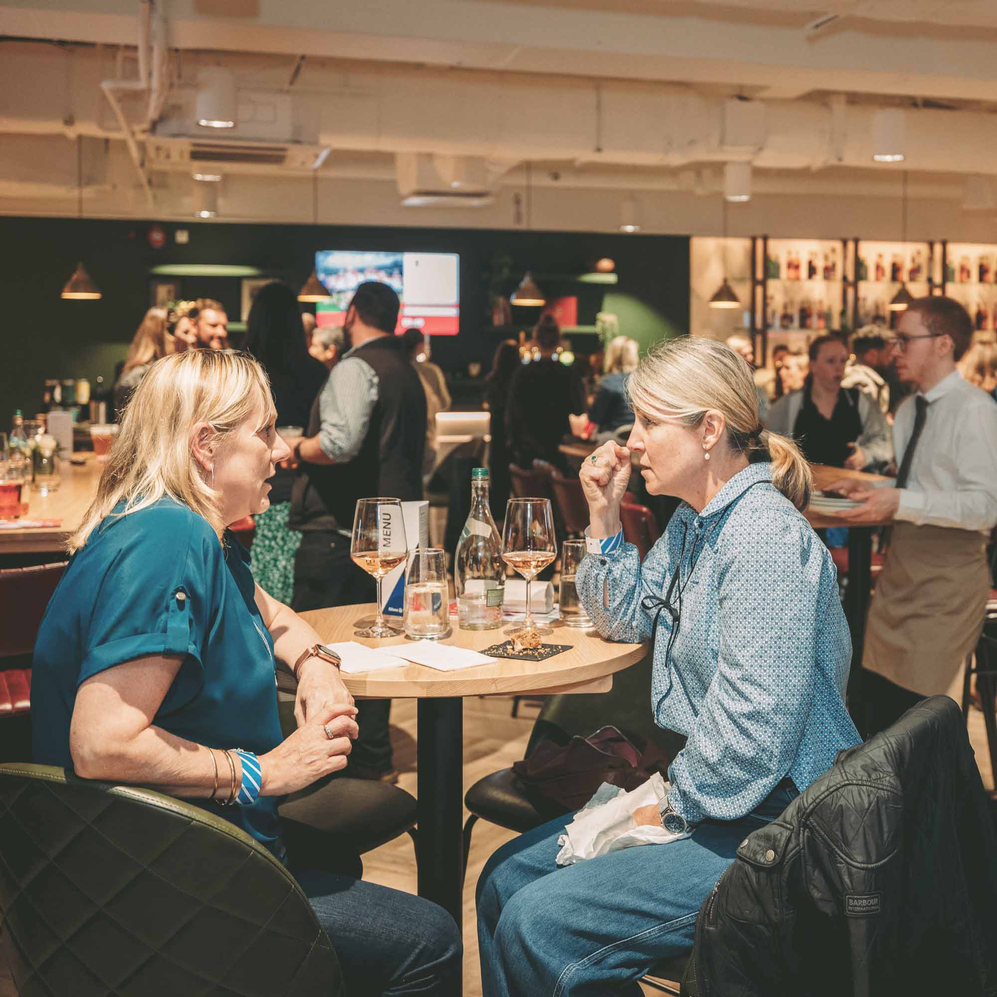 Premium Casual - Guinness Men's Six Nations - England v France - Sun 14 Feb 2027 - Image 3